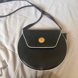 Vintage Albert nipon black crossbody bag